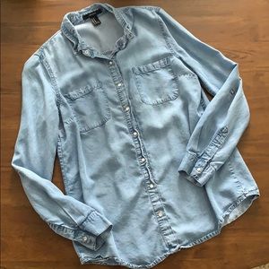 🌱3/$10 Forever 21 Chambray Button Up